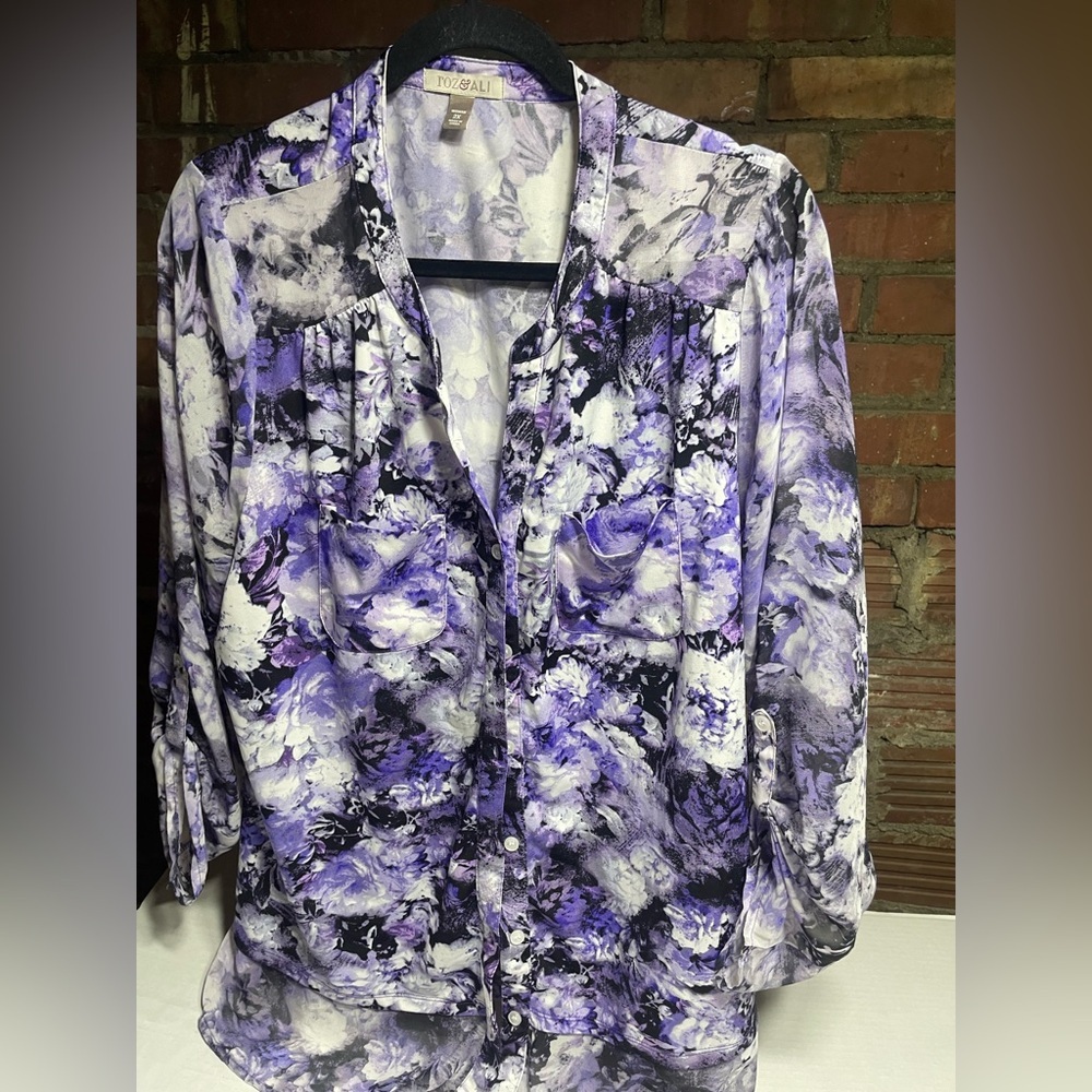 Women’s Purple Floral Button-Down Blouse  Sheer Top‎ by ROZ& ALI, Size L
